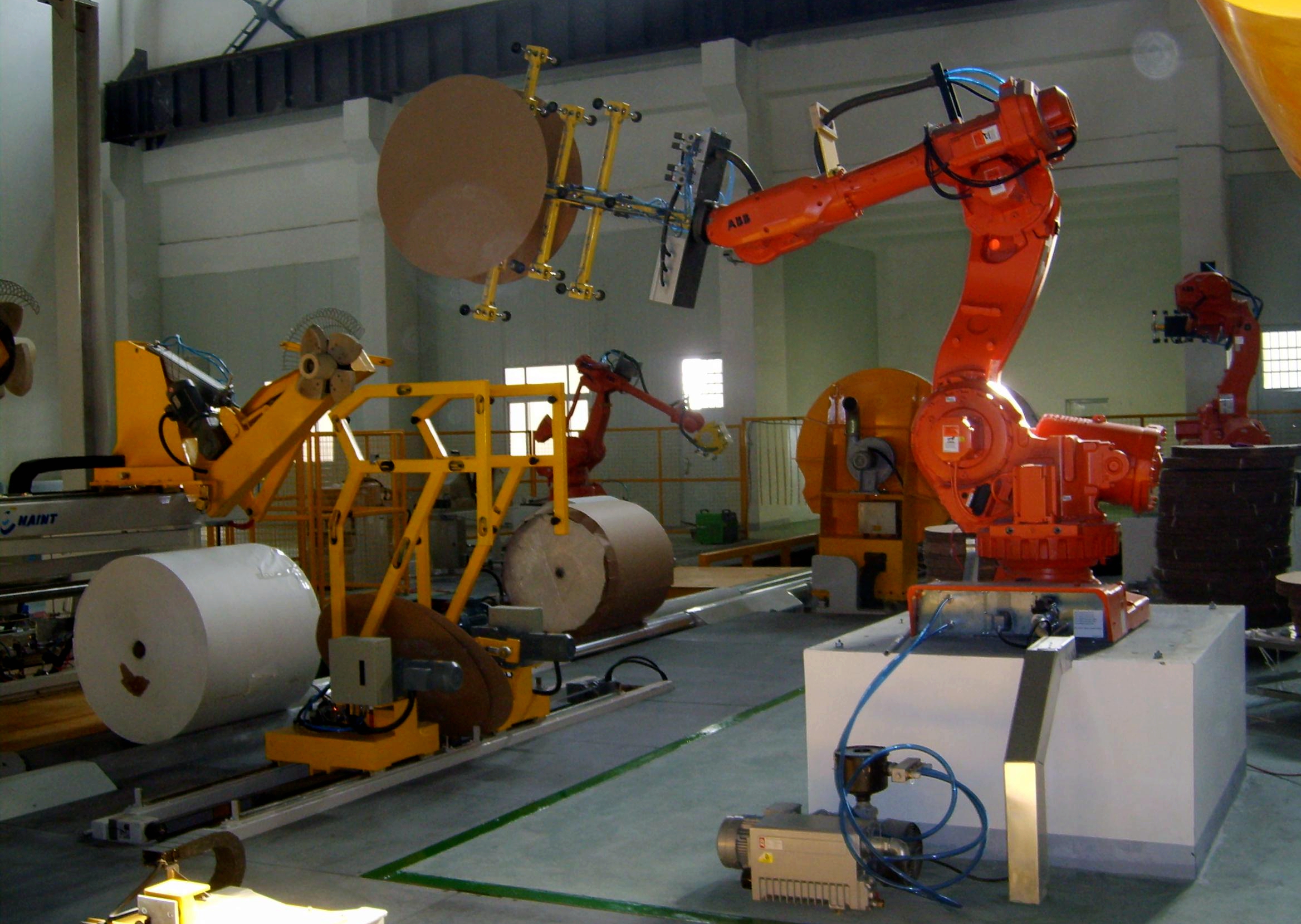 产品与服务 高端及智能装备 工业机器人 > 轻工造纸